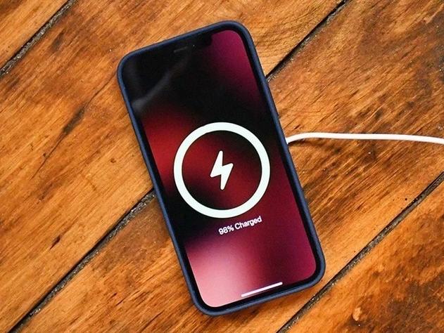 船山苹果手机维修分享iPhone 12可以随便充电吗 